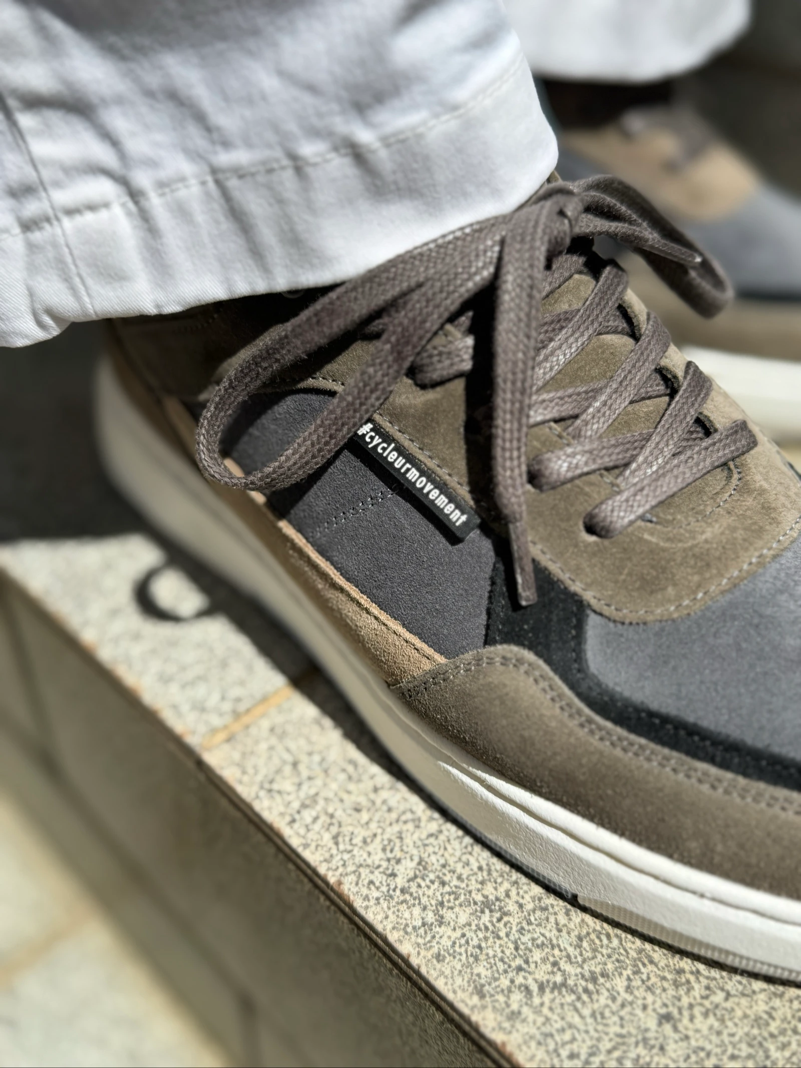 Anthracite suède sneakers – photo 13